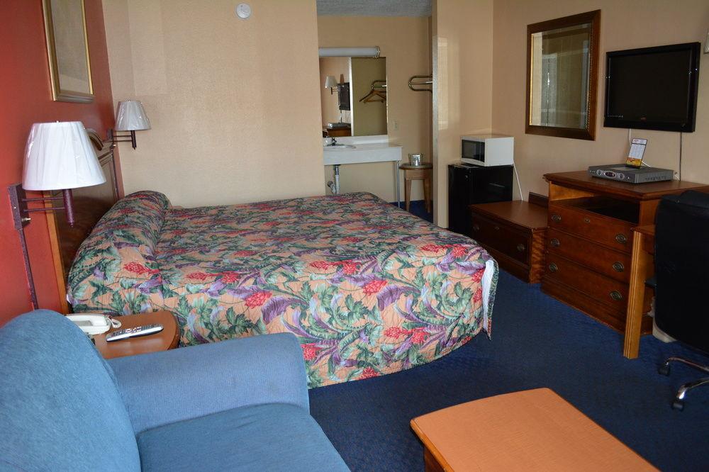 Adams Inn Dothan Buitenkant foto