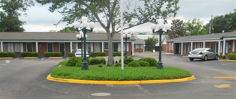 Adams Inn Dothan Buitenkant foto